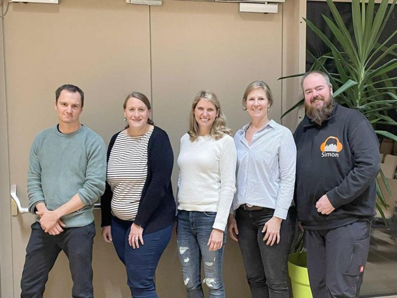Foto: Förderverein Elternfonds
Julien Hachenberger, Elisabeth Müller, Susan Much, Sandra Sowa, und Simon Gigerich (v.l.n.r.).