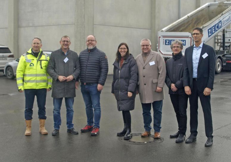 Tim Gemünden, Erster Kreisbeigeordneter Steffen Wolf, Landtagsabgeordnete Marie Wasem, Stephan Hinz, Dr. Wolfgang Eberle und Dr. Steffen Stubenrauch (v.l.n.r.).
