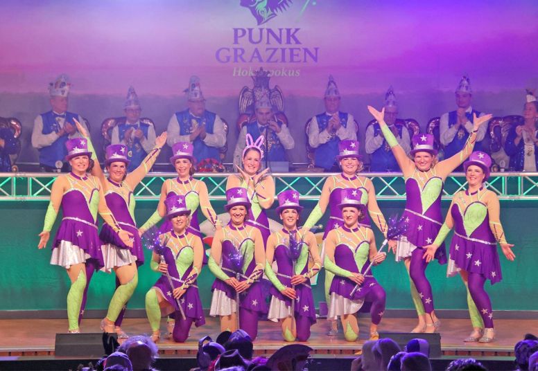Die "Punkgrazien" überzeugten mit dem Motto "Hokuspokus".
