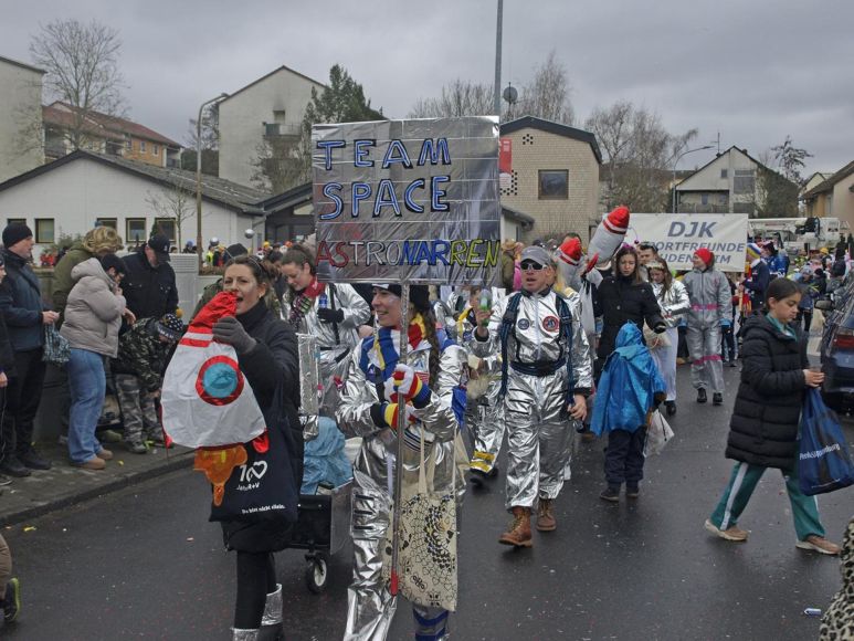 Die Astronarren vom Space Team.