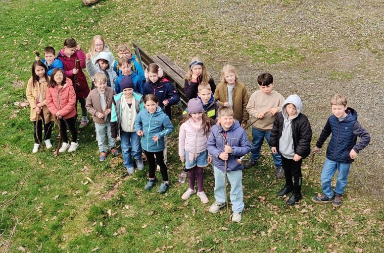 Foto: Annika Hoffmann
Das sind die Kommunionkinder auf ihrer Ausflugsfahrt.