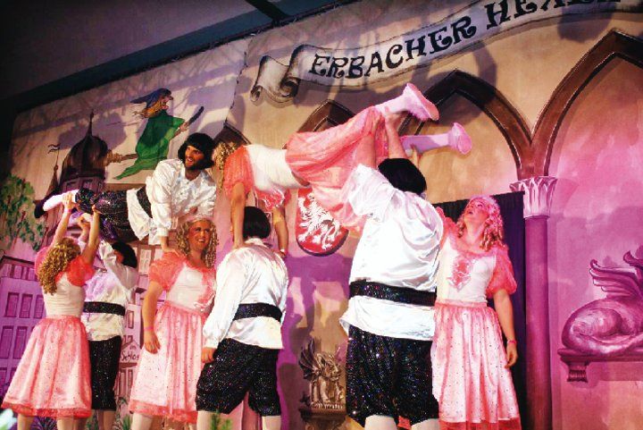 Bild: sf
Beeindruckende Akrobatik boten die Prinzessinnen und Könige der ECV-Schneggscher.