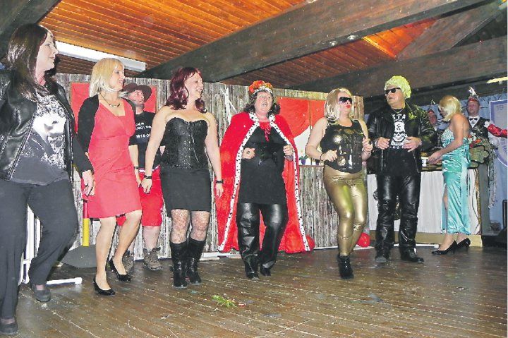 Die Stimmungswogen ging hoch bei der Après-Ski-Party.