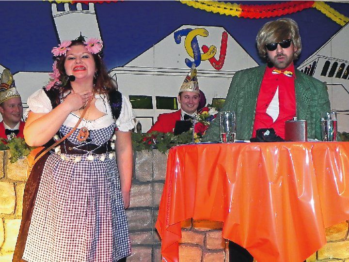 Umwerfend komisch: Die Flamingos Laura „Chantal“ Müller und Björn „Didi“ Sommer.