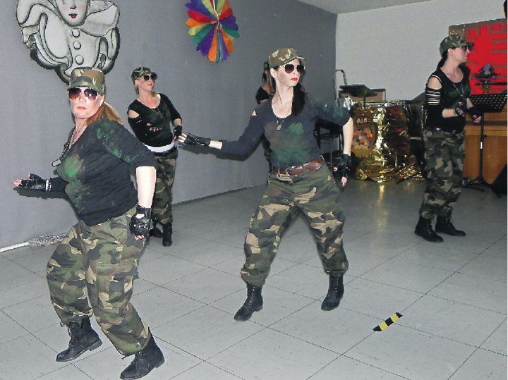 Eine Show voller Power zeigten die „Funky Diamonds“.