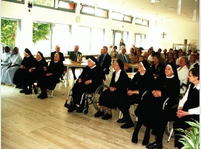 sm_28_2013_ge_AdieuUrsulinen-Schwestern_1.jpg