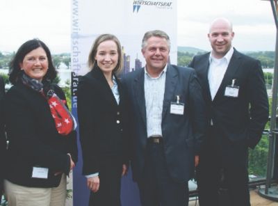 Dr.-Kristina-Schroeder-im-Rheingau-18_9_2013.jpg