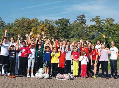 ks_43_2013_ge_maedchenfussball_1.jpg