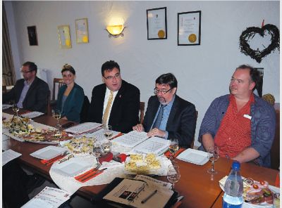 mh_43_2013_rh_weinbilanz_1.jpg