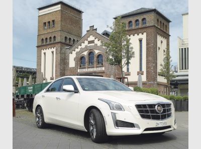 cadillac1.jpg