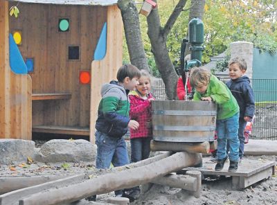 ks_45_2014_el_spielplatz_1.jpg