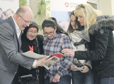 lb_07_2015_ge_infoabend_beruflicheschulenrheingau_1.jpg