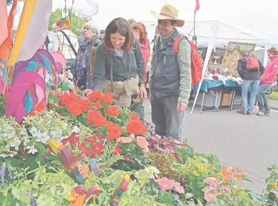 chk_19_2015_el_kuz_flohmarkt_1.jpg