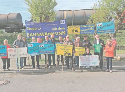 sw_18_2014_lo_mahnwache_1.jpg