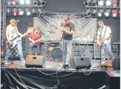 gue_38_2015_ge_uschi_1.jpg