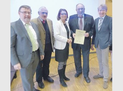 mh_02_2016_rh_ehrungenweinbauverband_1.jpg