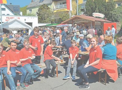 chk_19_2016_el_jugendfeuerwehr_jubilaeum_1.jpg