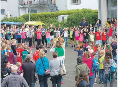 mh_21_2016_ki_schulfest_1.jpg