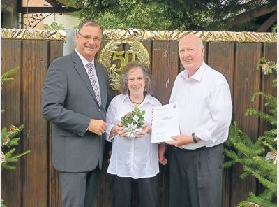 mh_33_2016_ki_goldenehochzeitschuth_1.jpg