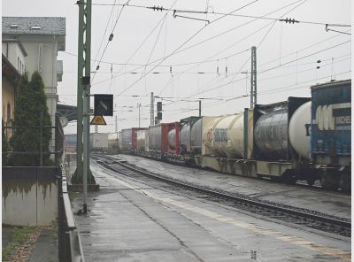 bahnhof1.jpg