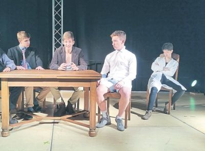 sm_51_2016_ge_theaterhansenberg_1.jpg