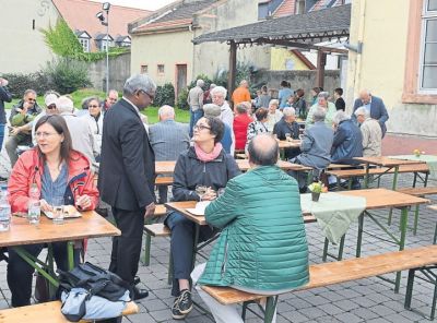 sm_37_2017_oe_kirchweihgeschwatz_1.jpg