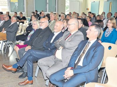 av_39_2017_ru_hildegardisschule-1.jpg