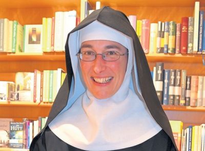 chk_42_2017_rh_buchvorstellung_maura_zatonyi_1.jpg