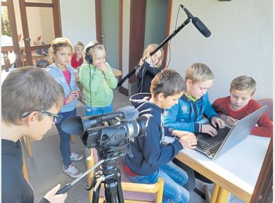 43-17-kikit---filmgruppe.jpg