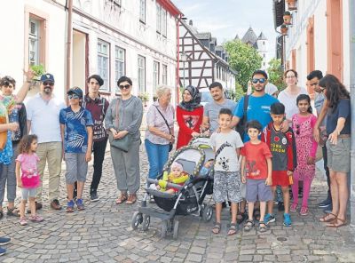 chk_28_2018_el_stadtfuehrung_fluechtlinge_1.jpg