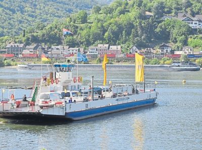 av_32_2018_lo_das-niedrigwasser-des-rheins-1.jpg