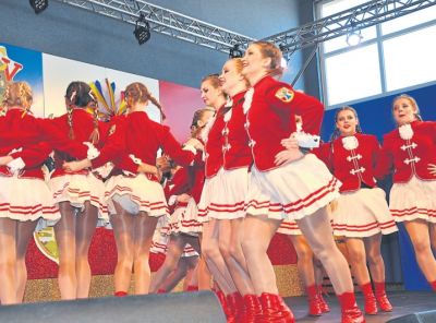 av_09_2019_ru_kartenwahnsinn-beim-rcv-1.jpg