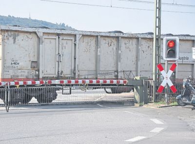 av_11_2019_ru_beseitigung-bahnuebergang.jpg