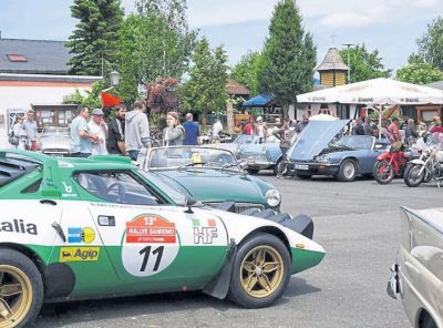 sw_24_2019_lo_oldie-sunday_1.jpg
