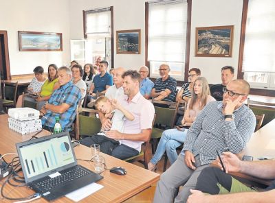 av_25_2019_lo_der-parteilose-ivo-ressler-1.jpg