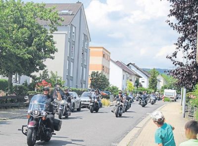 sf-26-2019-rhg-parade1.jpg