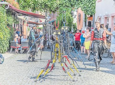 av_32_2019_ru_herde-der-maschinenwesen-1.jpg