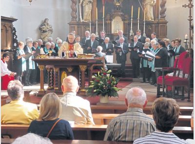 mh_34_2019_oe_pfarrfeststwalburga_1.jpg