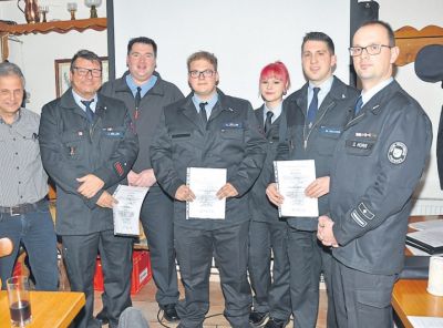 av_11-2020_ru_feuerwehr-ehrte-mitglieder-1.jpg