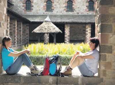 wanderpause-in-der-saalburg.jpg