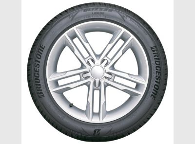 bridgestone-blizzak-lm005.jpg