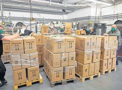 hhs_50_2020_ge_hgu_winetasting_01_verpackung.jpg